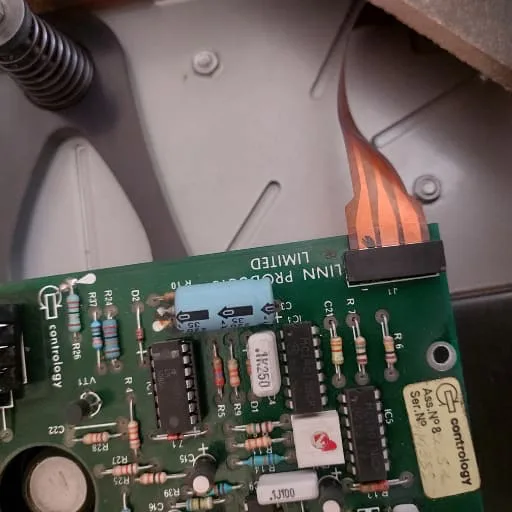 Minos power supply for LP12 packaging