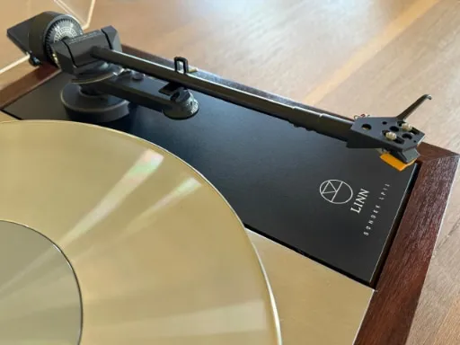 A beautiful 1984 LP12 with a Basik arm